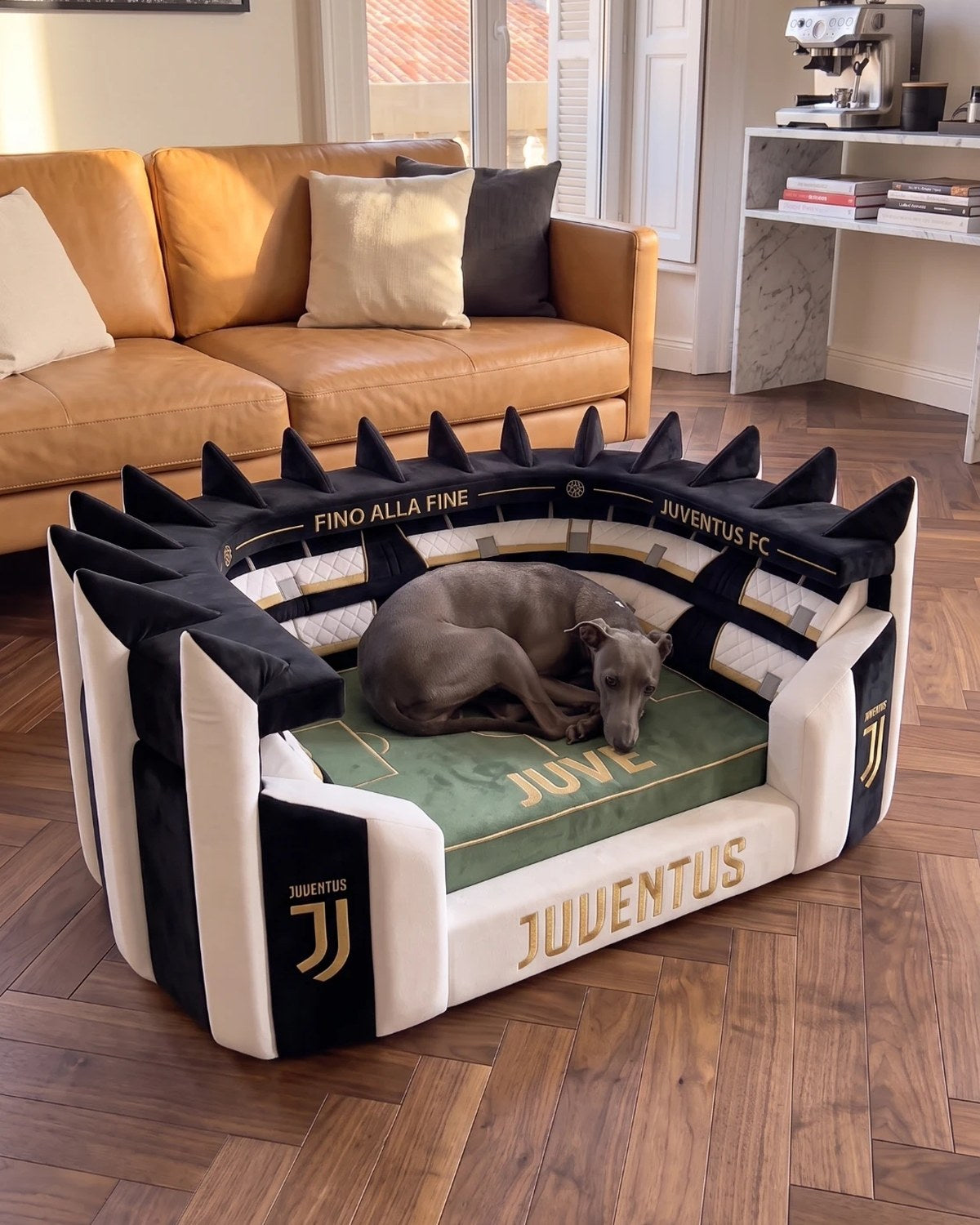 Stadium Dog Bed™ Juventus